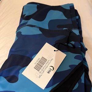 New Zyia leggings